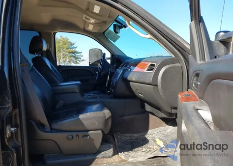 2011 Chevrolet Silverado 2500Hd Ltz z USA, uszkodzony, nr VIN 1GC1KYC8XBF220616